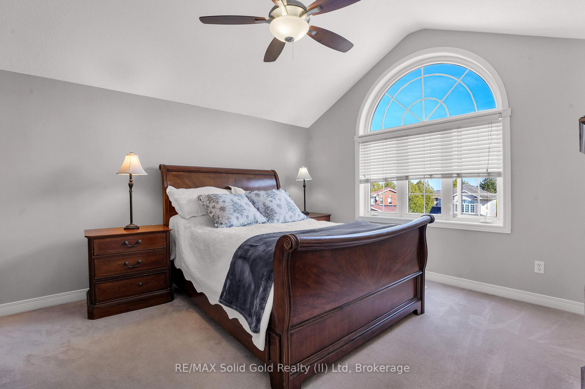 Photo 17 of 33 Stanmore Avenue, Kitchener — HOMEH