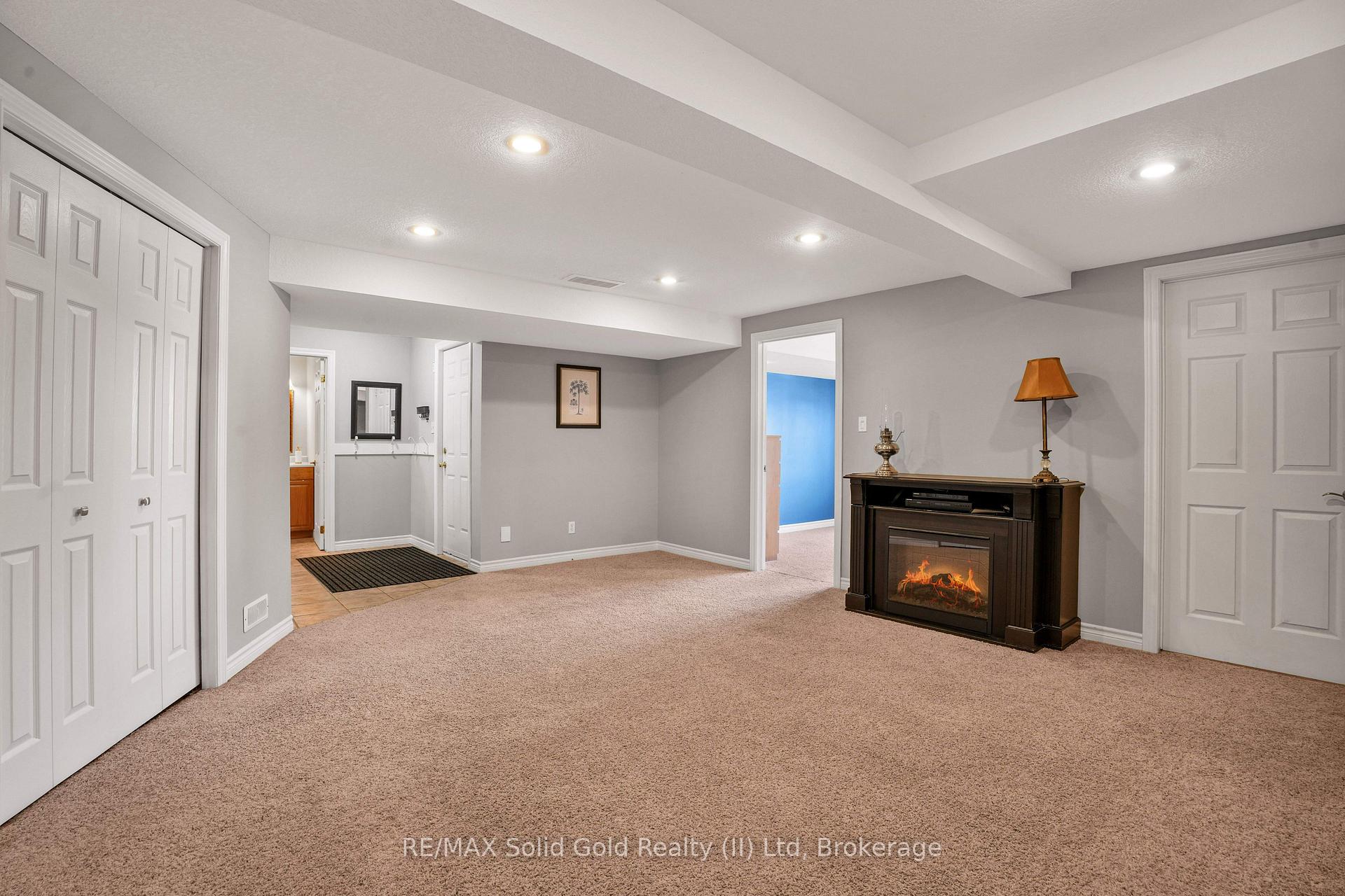Photo 28 of 33 Stanmore Avenue, Kitchener — HOMEH