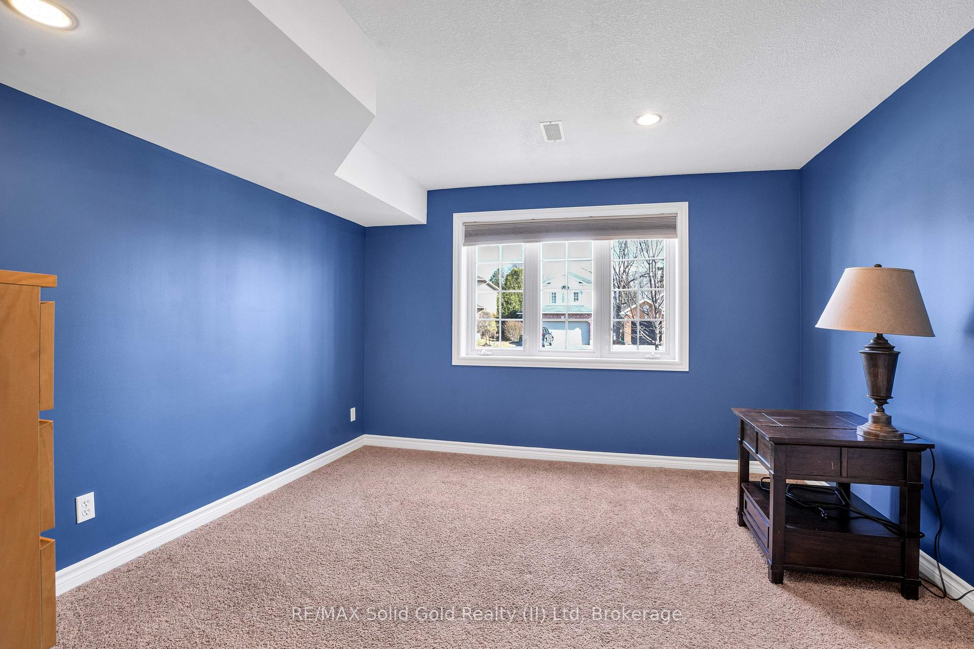 Photo 30 of 33 Stanmore Avenue, Kitchener — HOMEH