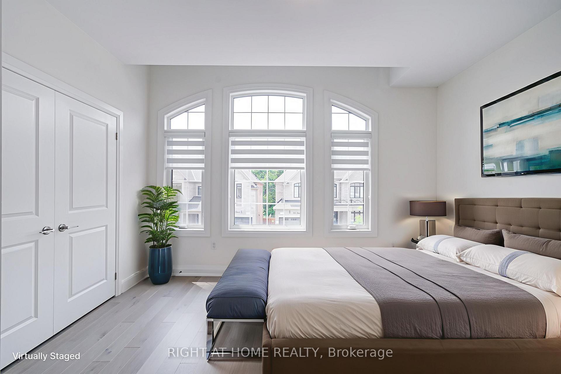 Photo 10 of 446 Thornborrow Court, Milton, Walker — HOMEH