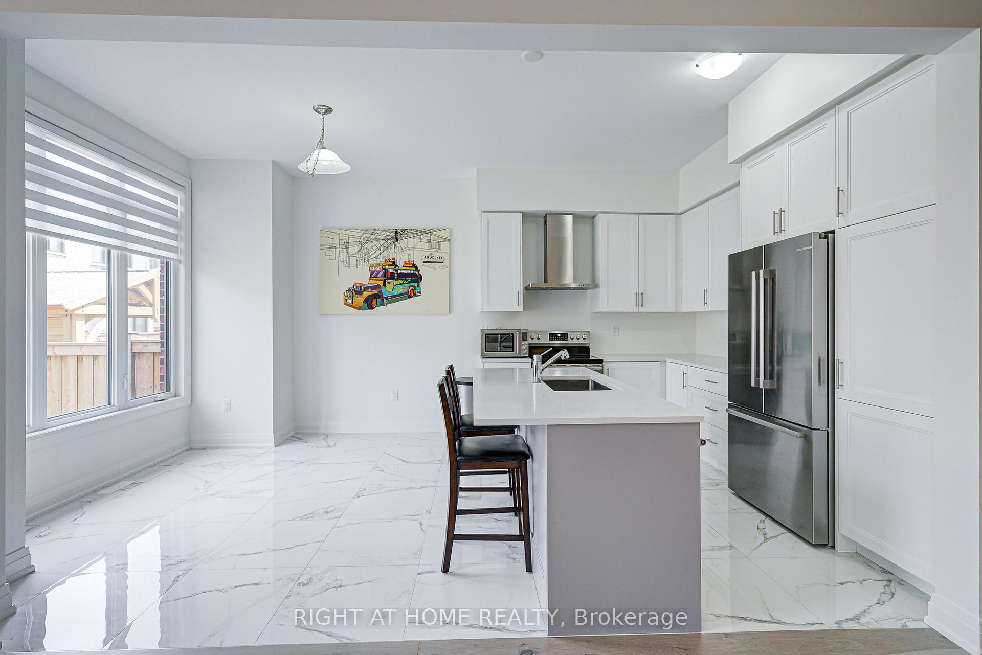 Photo 24 of 446 Thornborrow Court, Milton, Walker — HOMEH