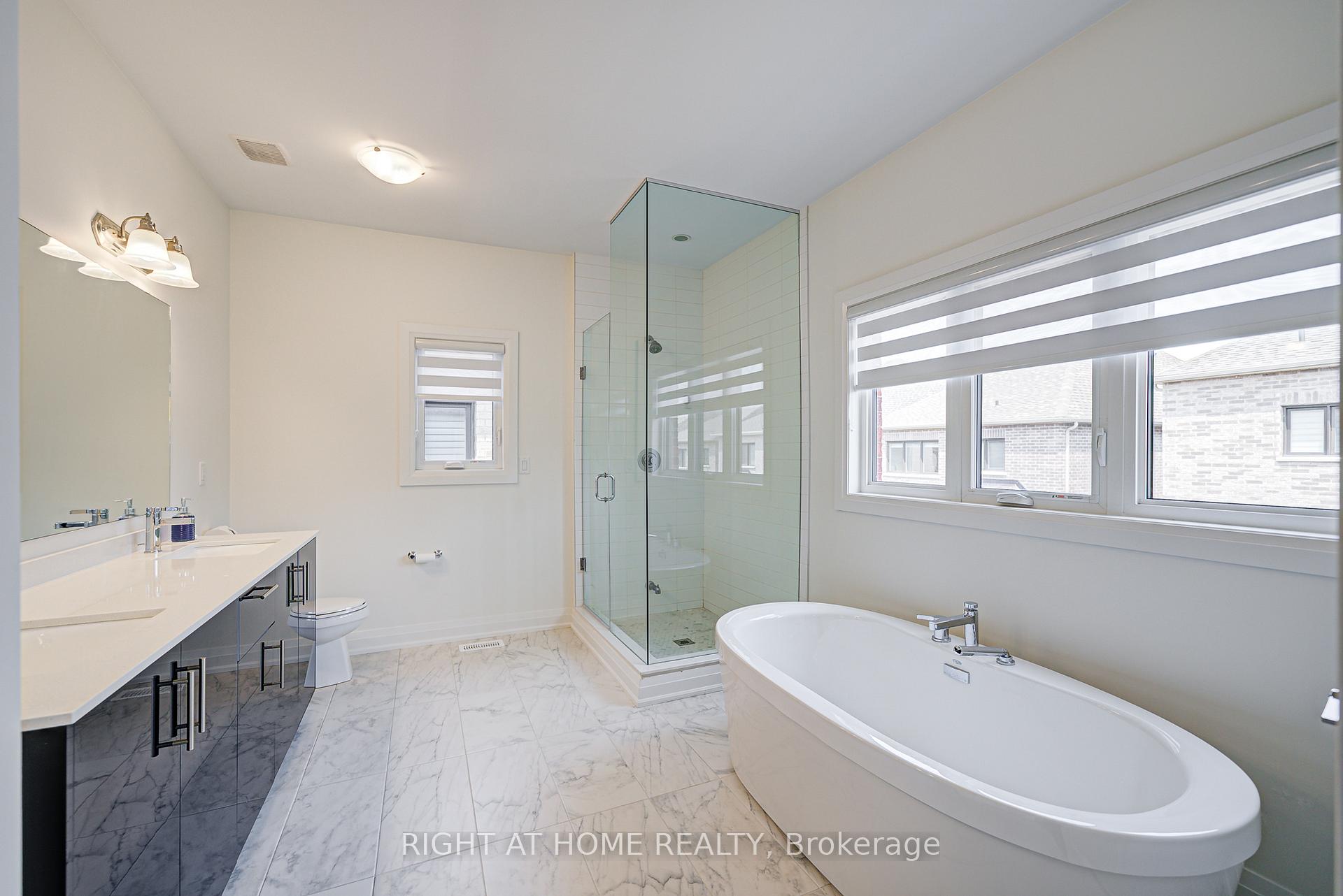 Photo 32 of 446 Thornborrow Court, Milton, Walker — HOMEH