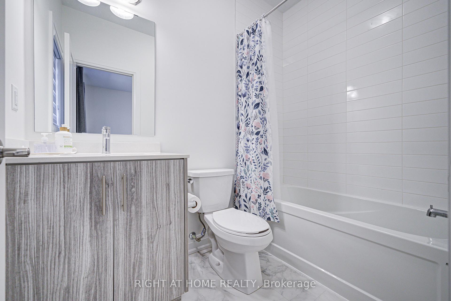Photo 39 of 446 Thornborrow Court, Milton, Walker — HOMEH