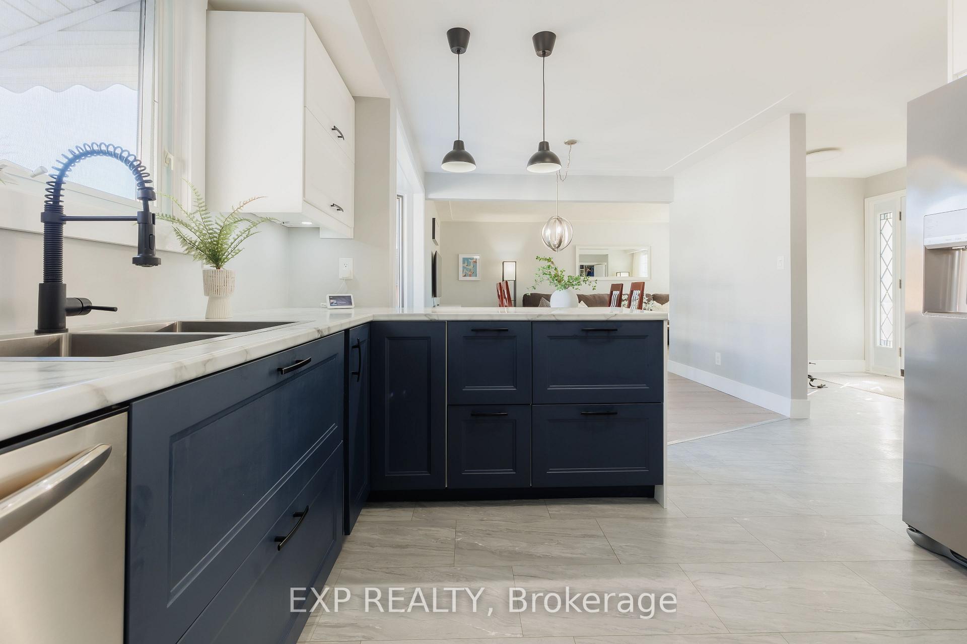 Photo 1 of 72 Montcalm Drive, Kitchener — HOMEH