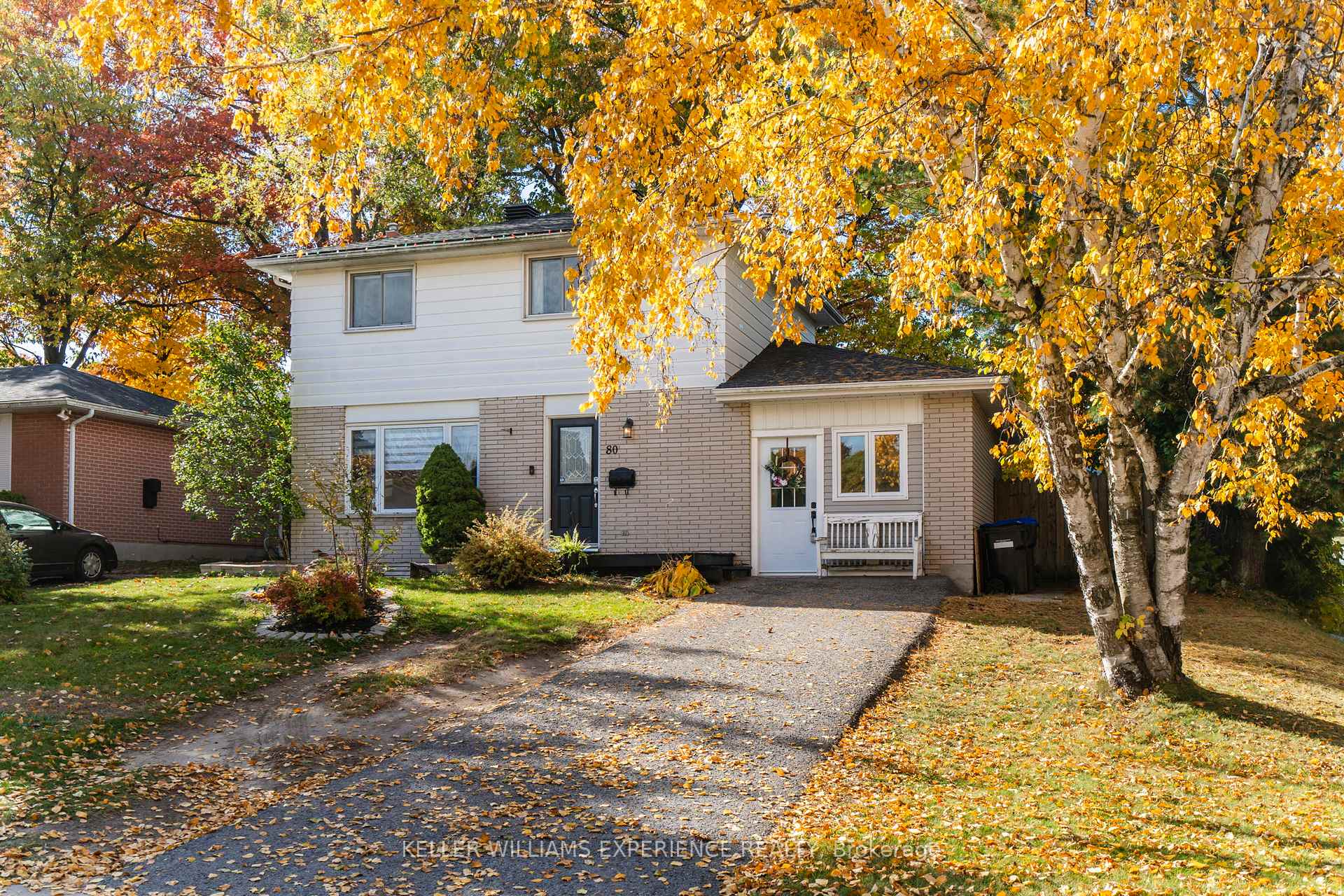 Photo 2 of 80 Woodland Drive, Midland — HOMEH
