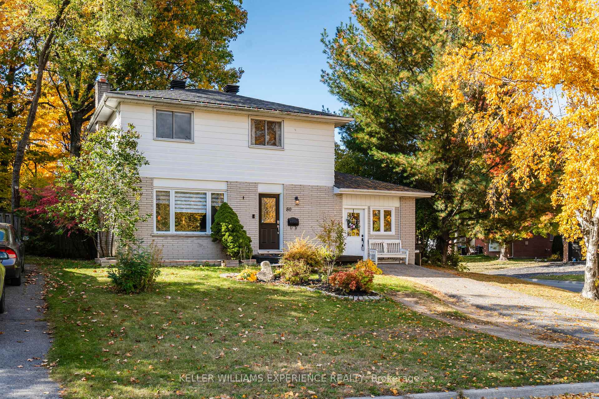Photo 3 of 80 Woodland Drive, Midland — HOMEH