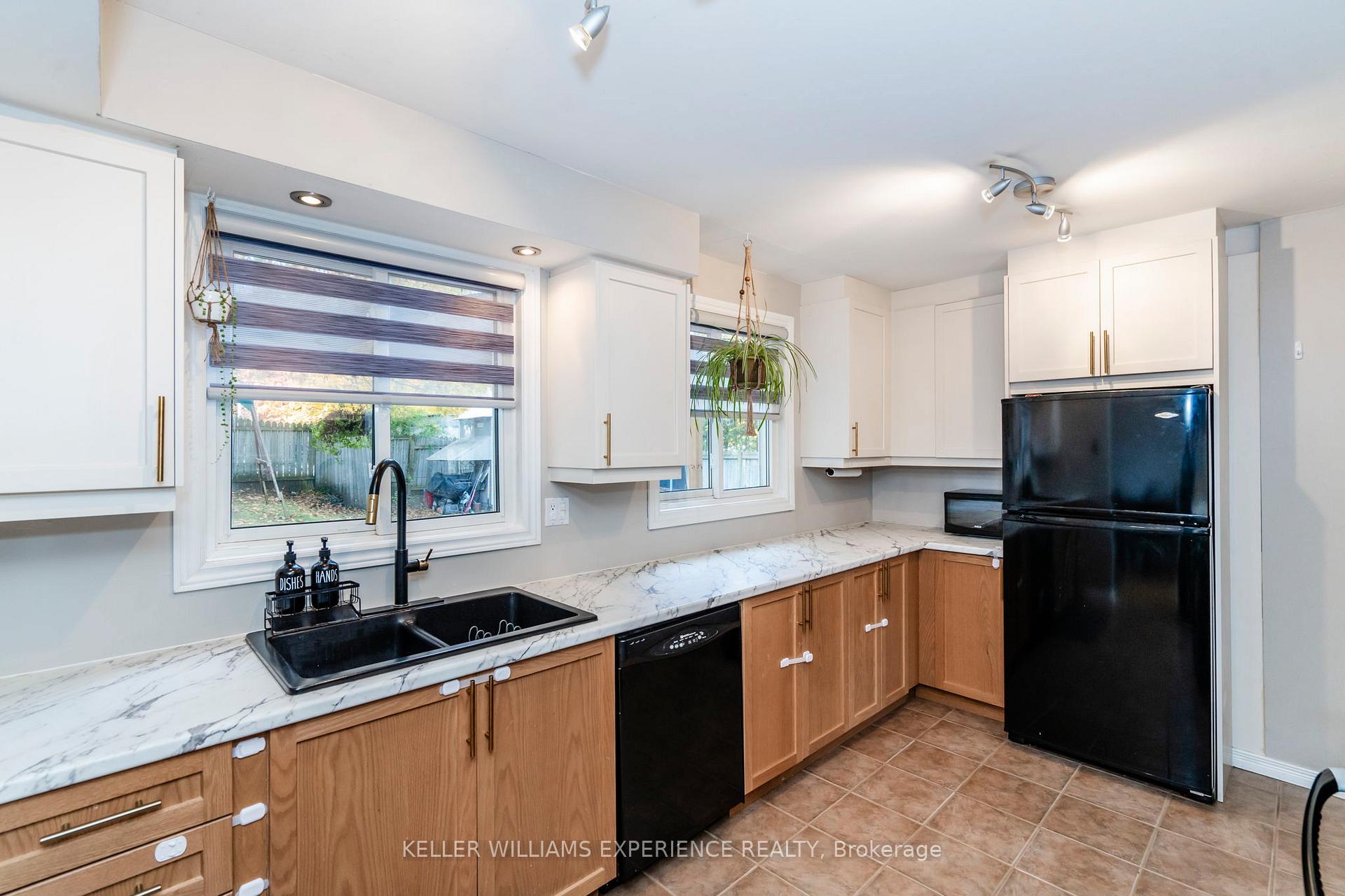Photo 12 of 80 Woodland Drive, Midland — HOMEH