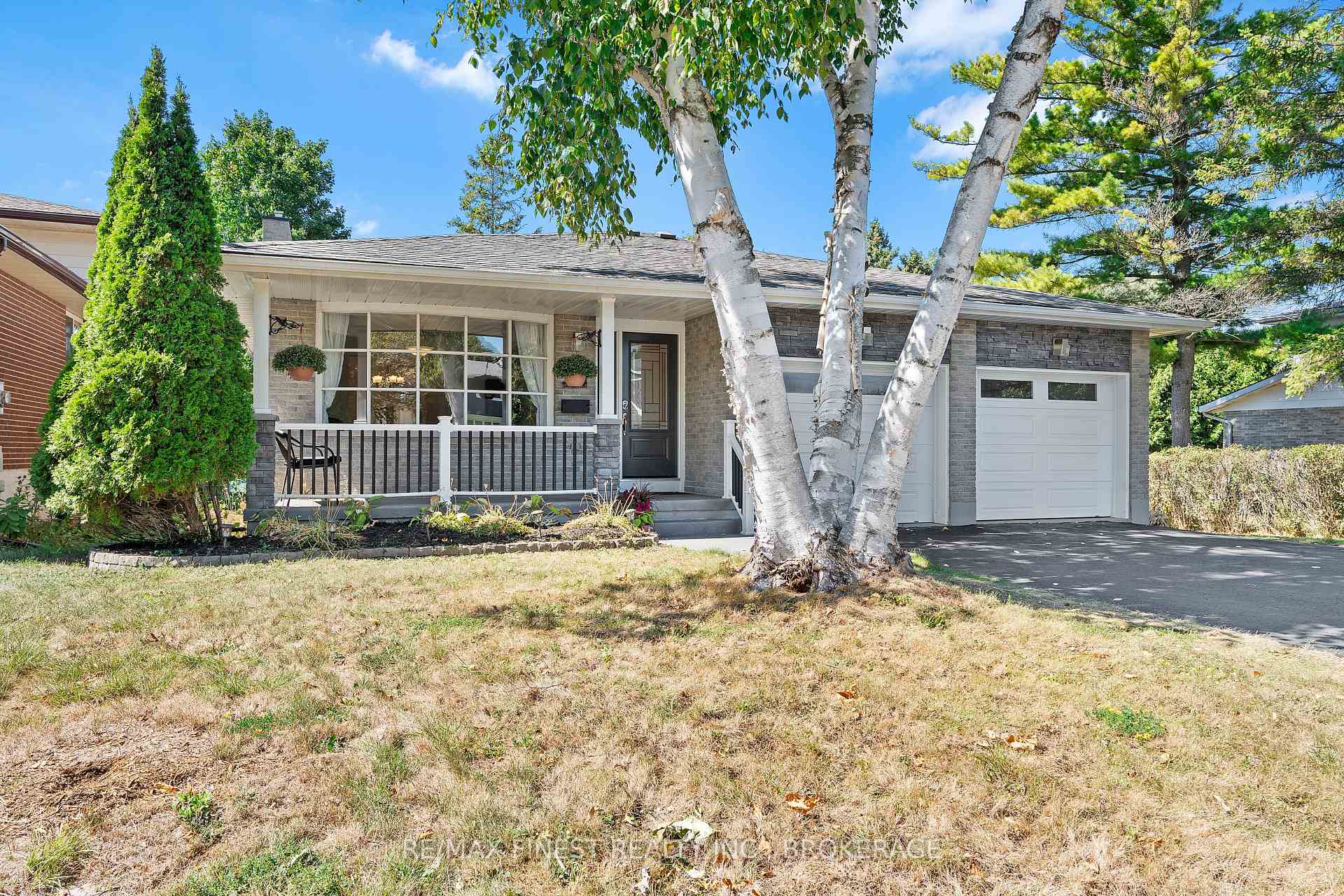 Photo 3 of 931 Safari Drive, Kingston, North of Taylor-Kidd Blvd — HOMEH