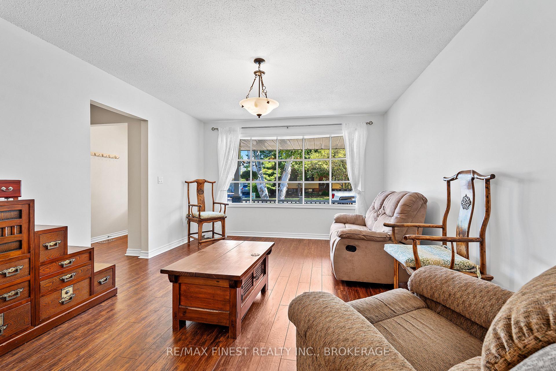 Photo 7 of 931 Safari Drive, Kingston, North of Taylor-Kidd Blvd — HOMEH