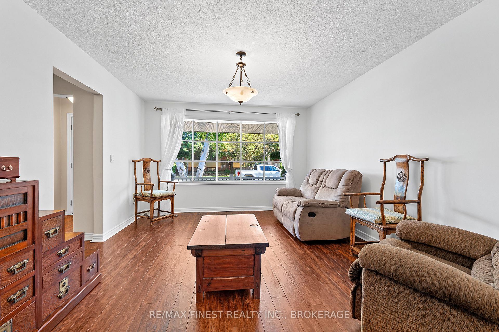 Photo 8 of 931 Safari Drive, Kingston, North of Taylor-Kidd Blvd — HOMEH