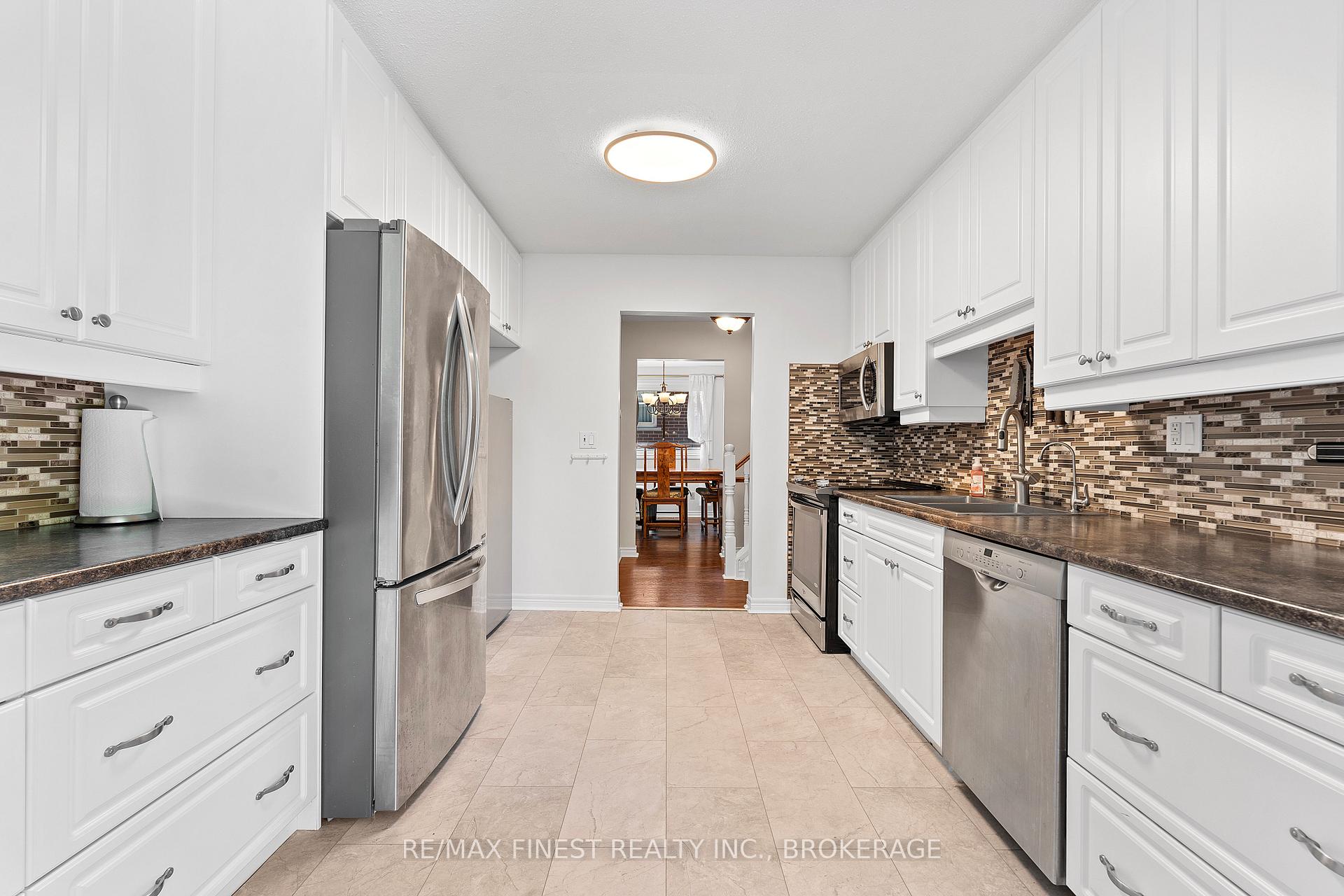 Photo 13 of 931 Safari Drive, Kingston, North of Taylor-Kidd Blvd — HOMEH