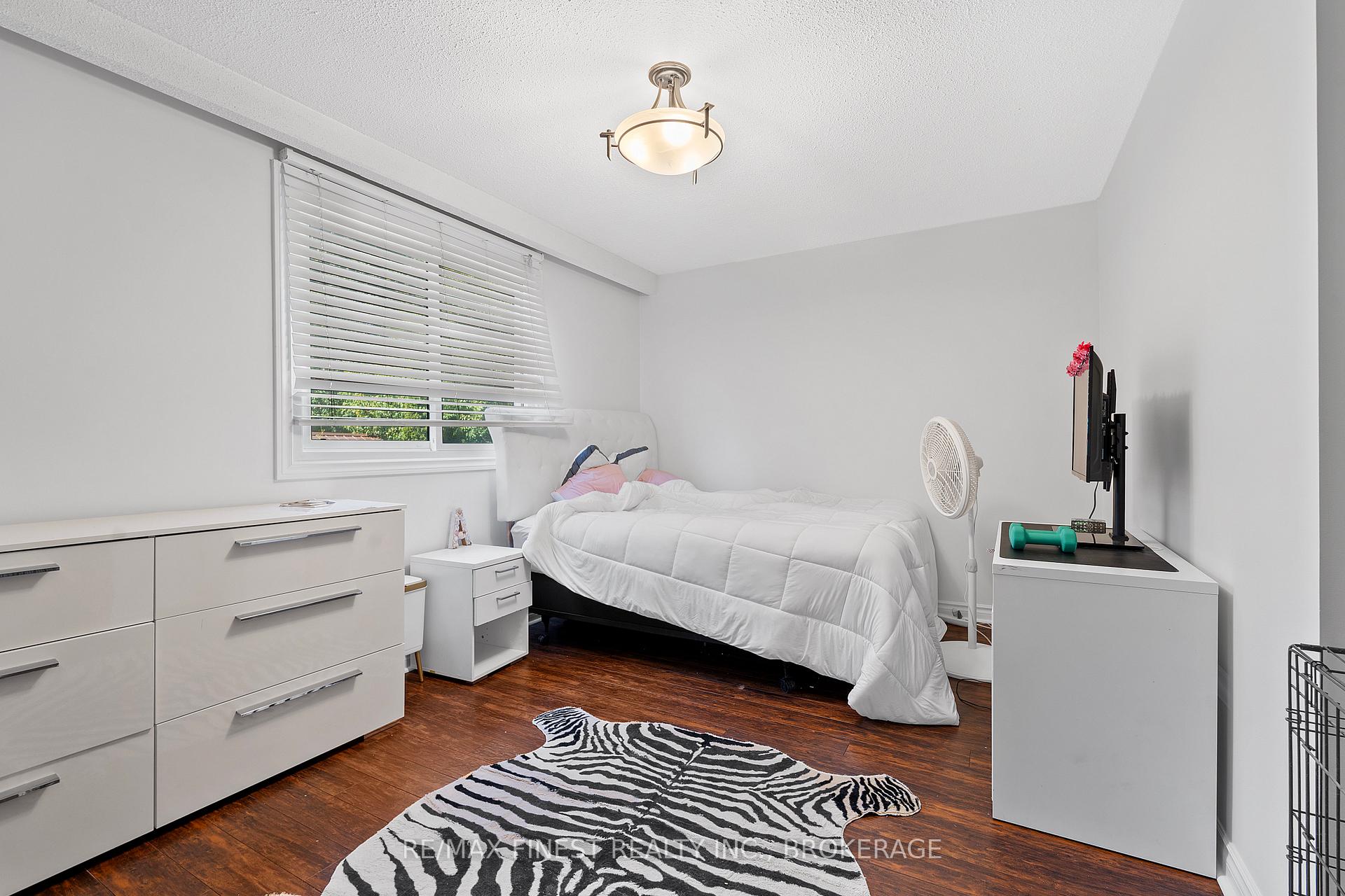 Photo 18 of 931 Safari Drive, Kingston, North of Taylor-Kidd Blvd — HOMEH