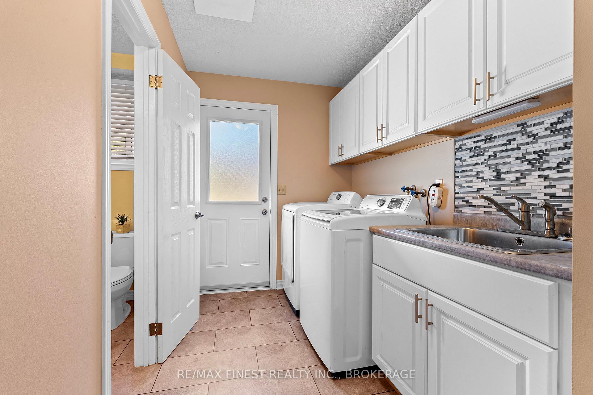 Photo 21 of 931 Safari Drive, Kingston, North of Taylor-Kidd Blvd — HOMEH