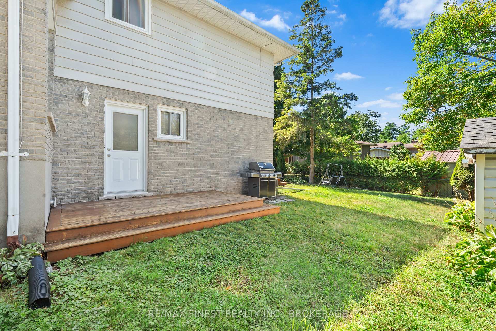 Photo 35 of 931 Safari Drive, Kingston, North of Taylor-Kidd Blvd — HOMEH