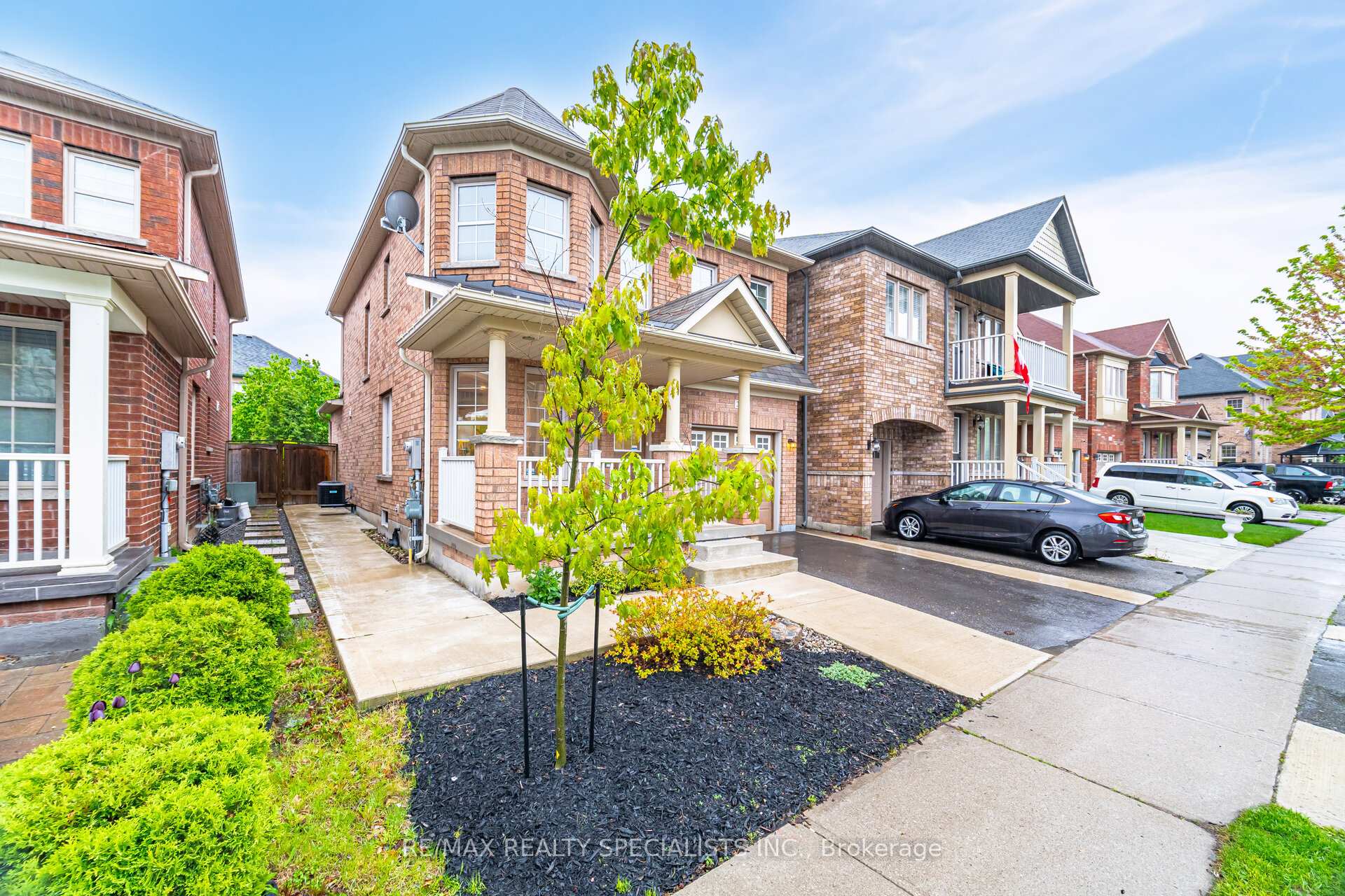 Photo 4 of 238 Giddings Crescent, Milton, Scott — HOMEH