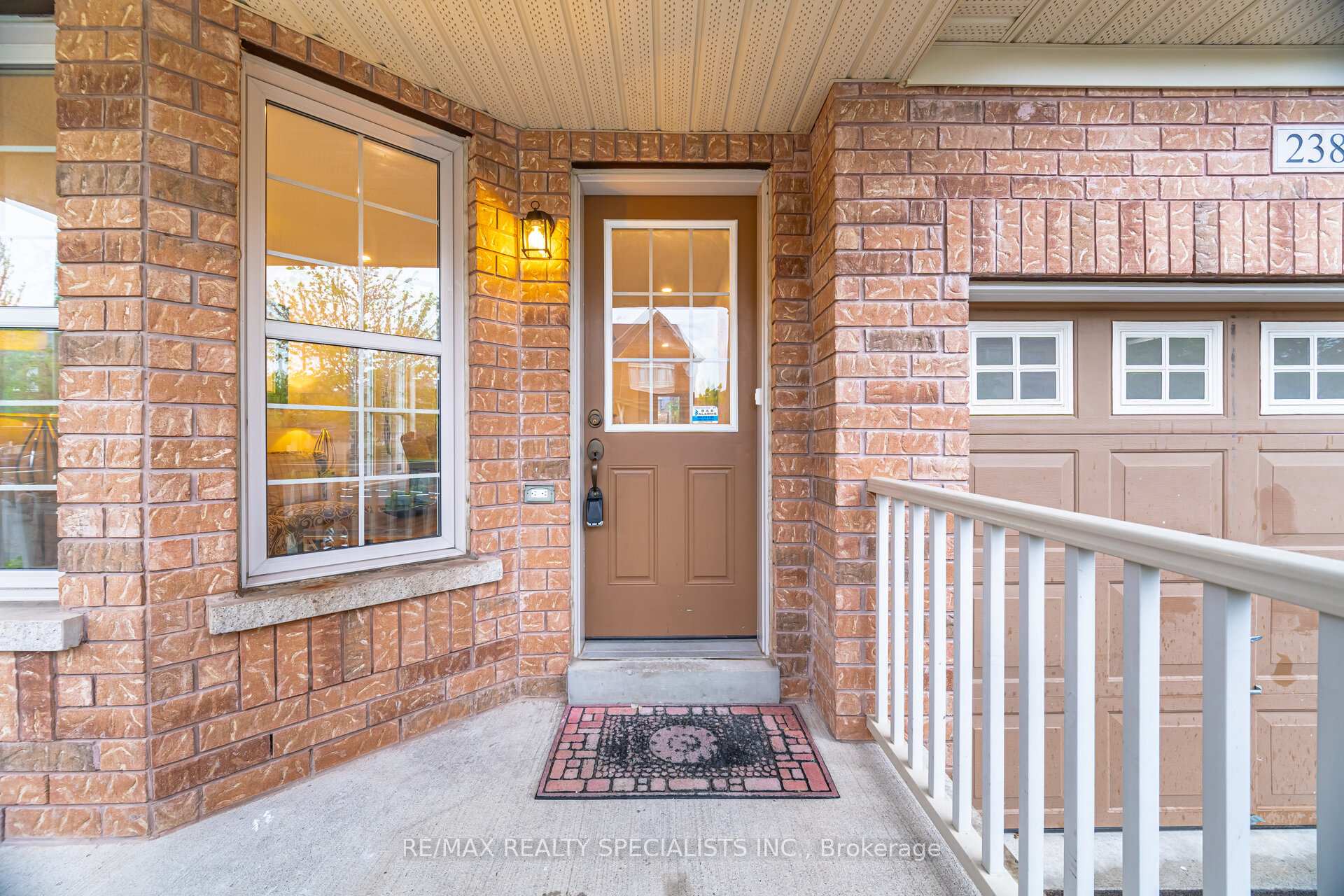 Photo 5 of 238 Giddings Crescent, Milton, Scott — HOMEH