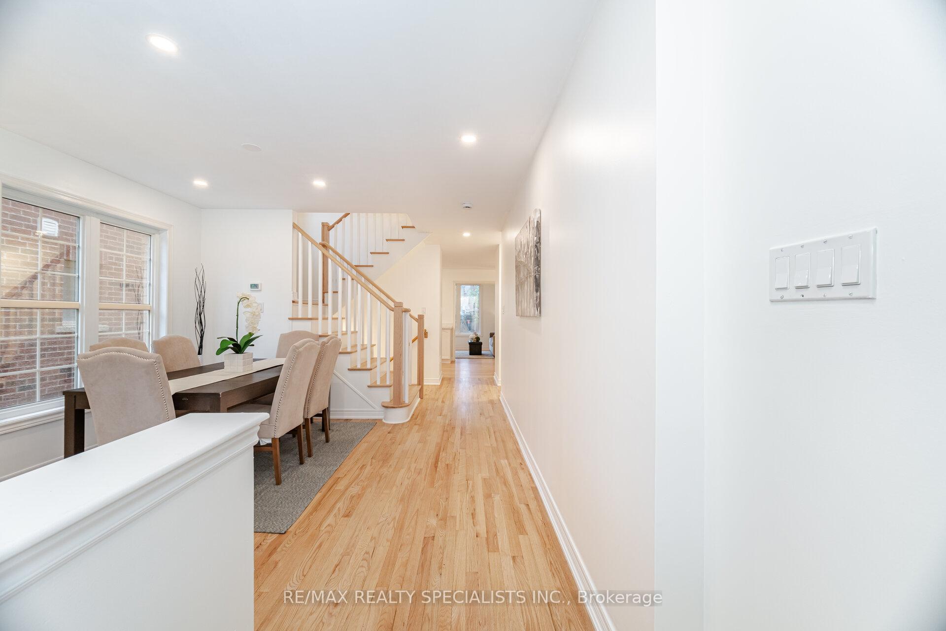 Photo 7 of 238 Giddings Crescent, Milton, Scott — HOMEH