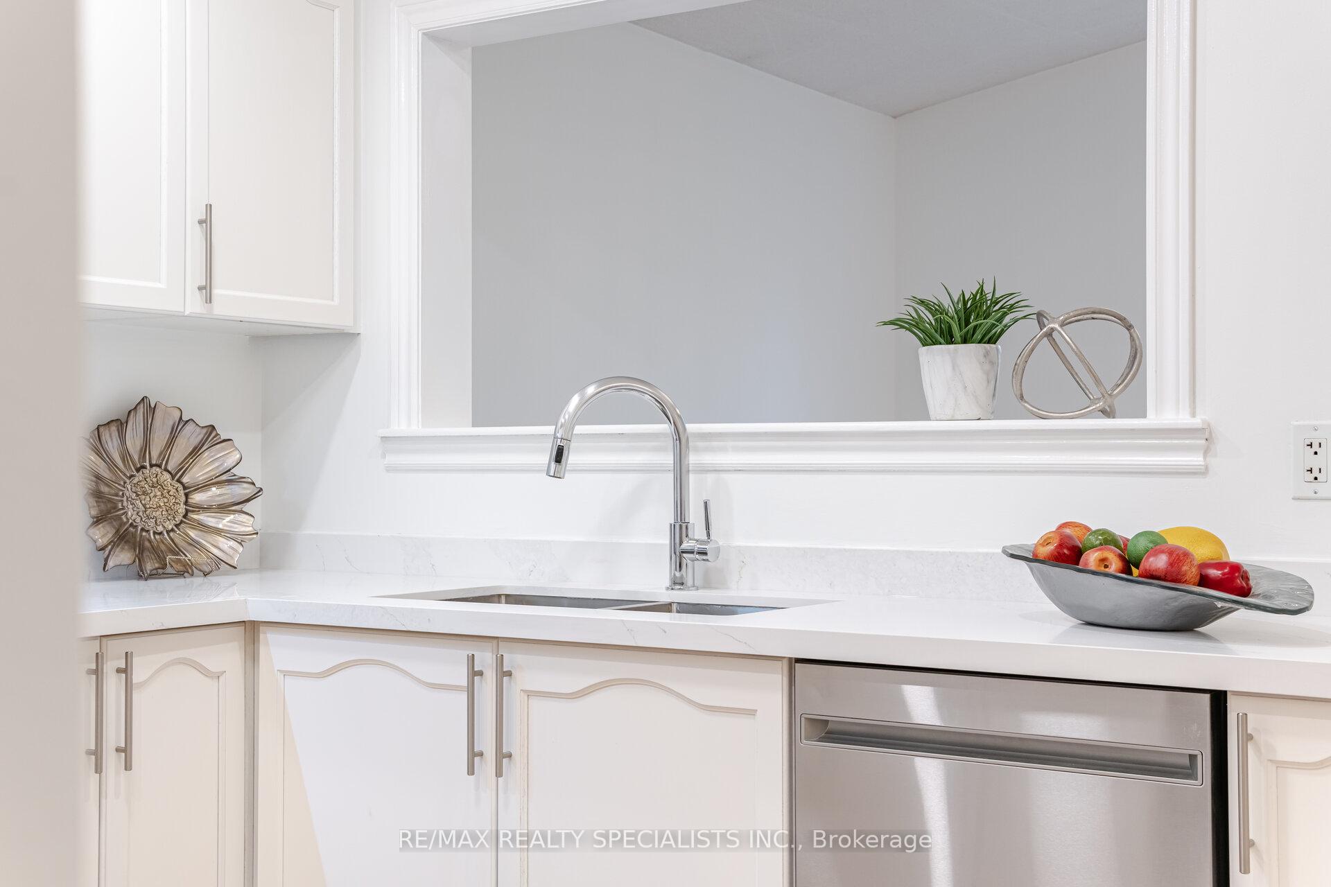 Photo 19 of 238 Giddings Crescent, Milton, Scott — HOMEH