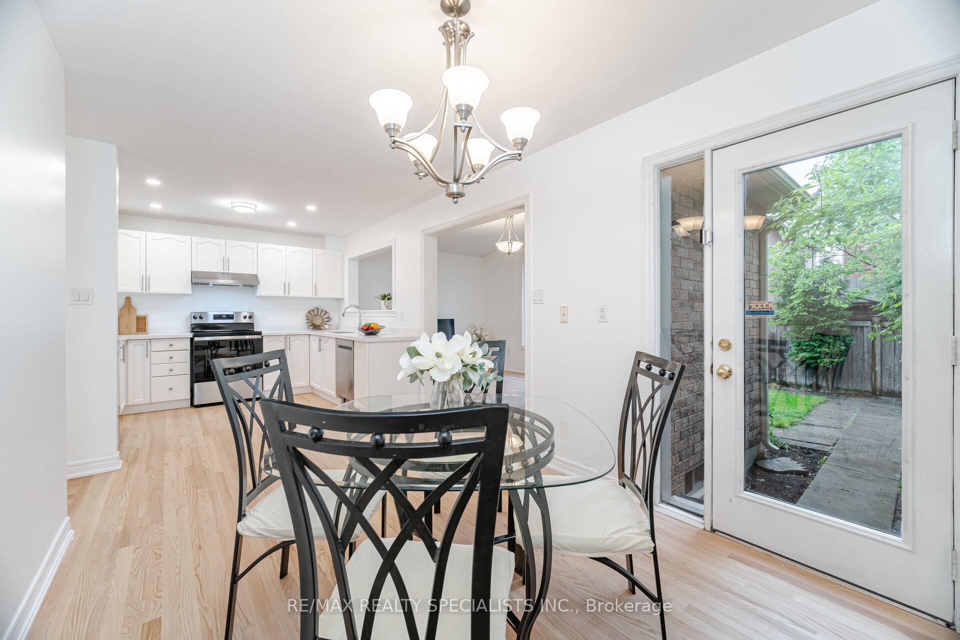Photo 22 of 238 Giddings Crescent, Milton, Scott — HOMEH