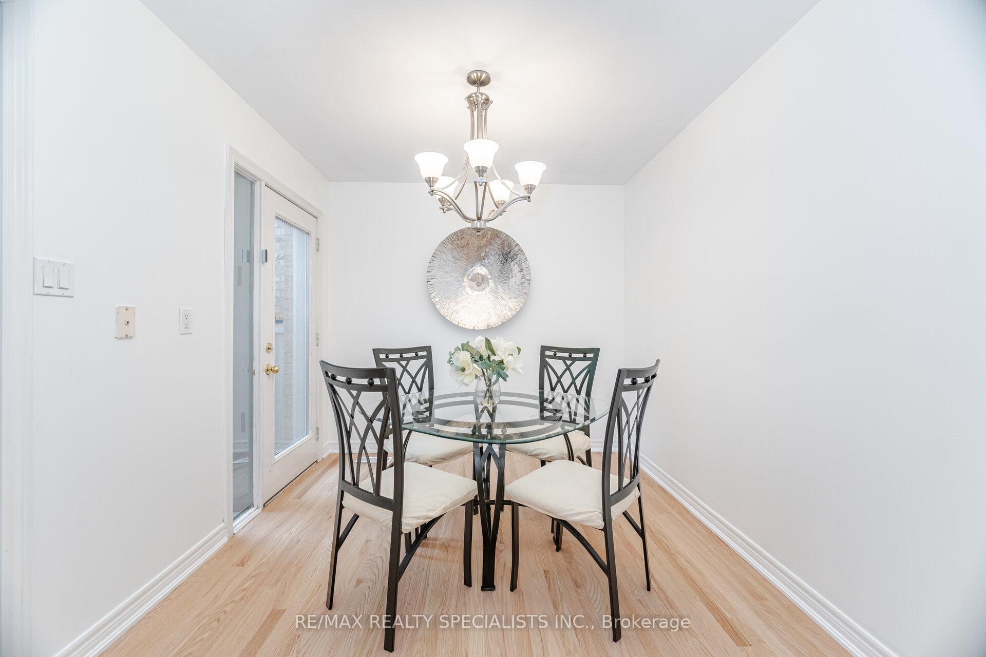 Photo 23 of 238 Giddings Crescent, Milton, Scott — HOMEH