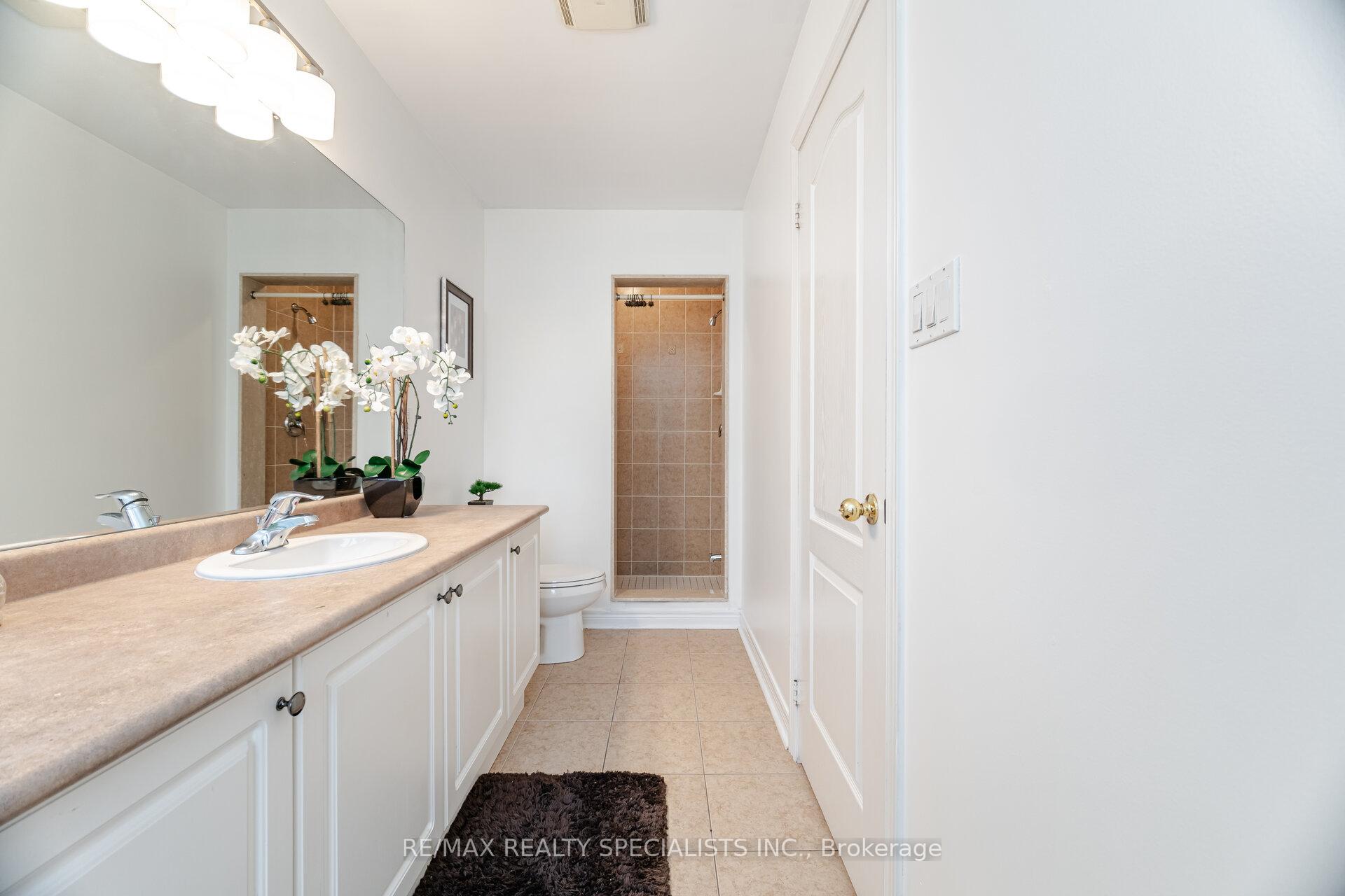 Photo 36 of 238 Giddings Crescent, Milton, Scott — HOMEH