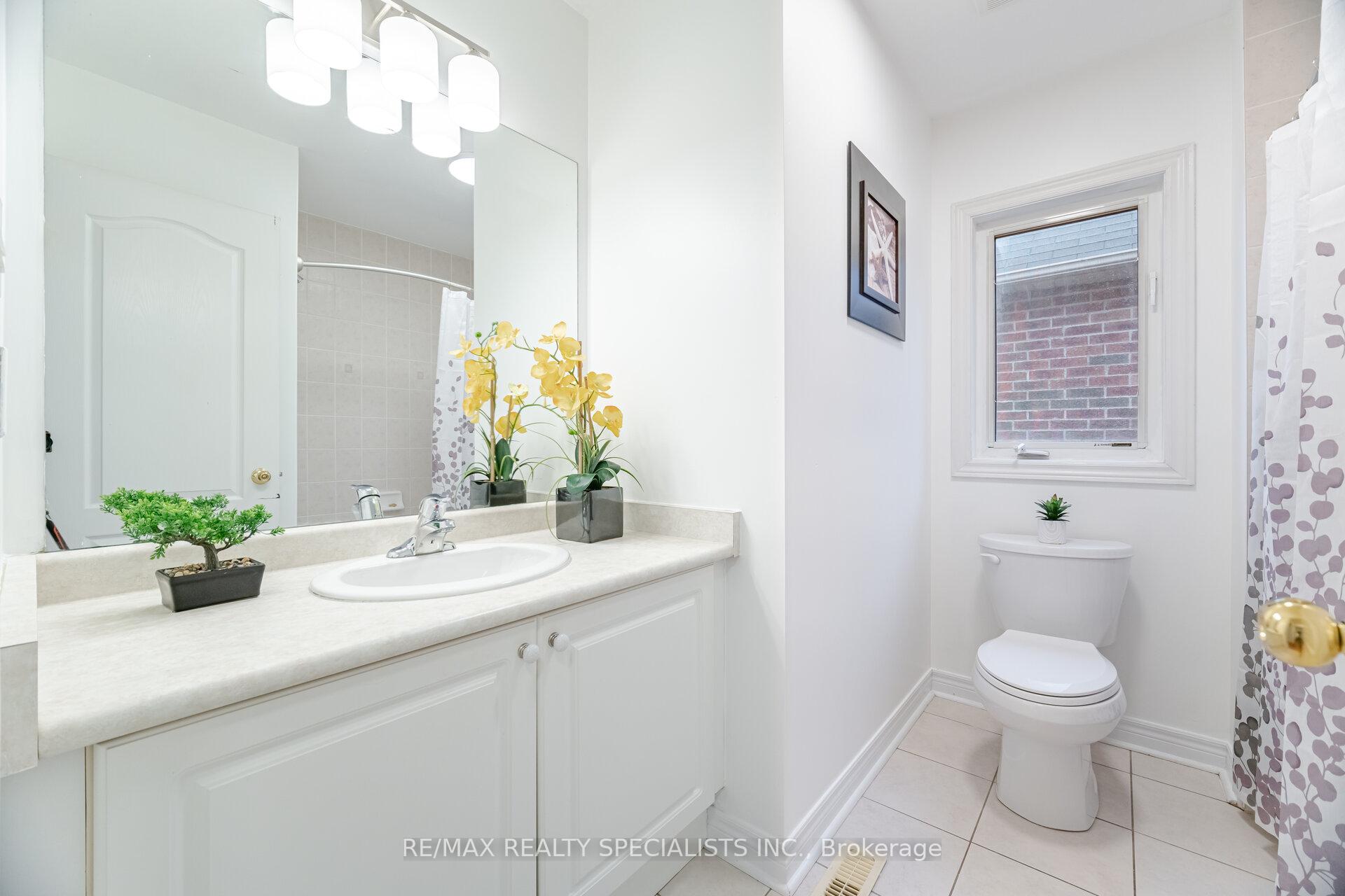 Photo 41 of 238 Giddings Crescent, Milton, Scott — HOMEH