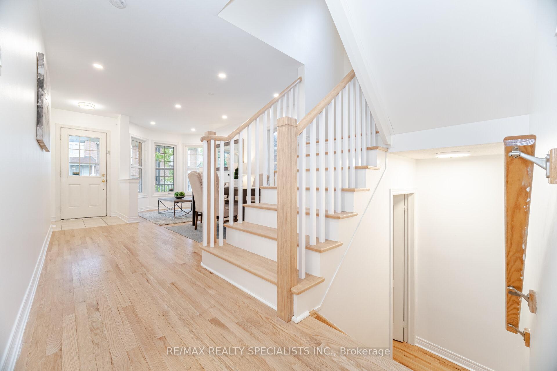 Photo 43 of 238 Giddings Crescent, Milton, Scott — HOMEH