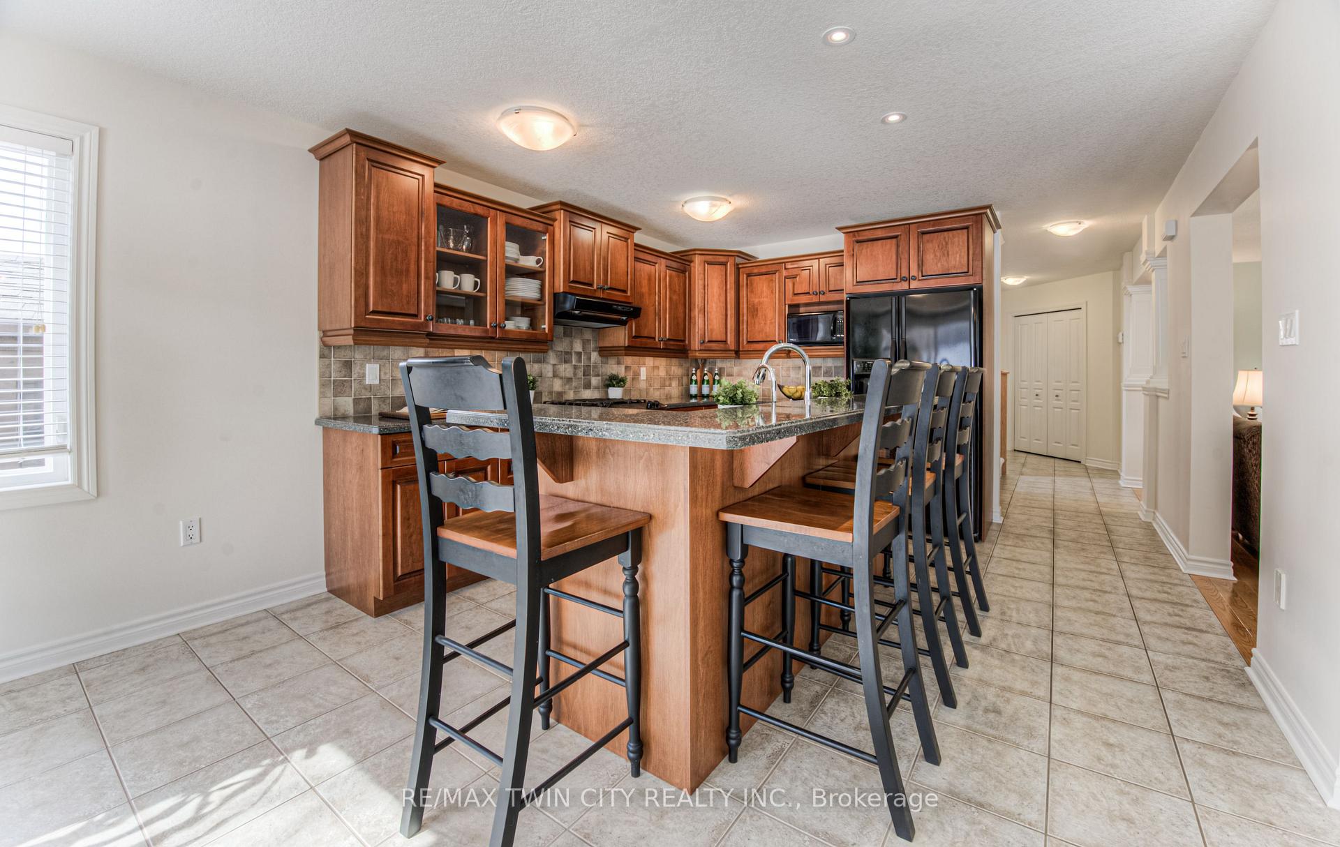 Photo 18 of 159 Riehm Street, Kitchener — HOMEH