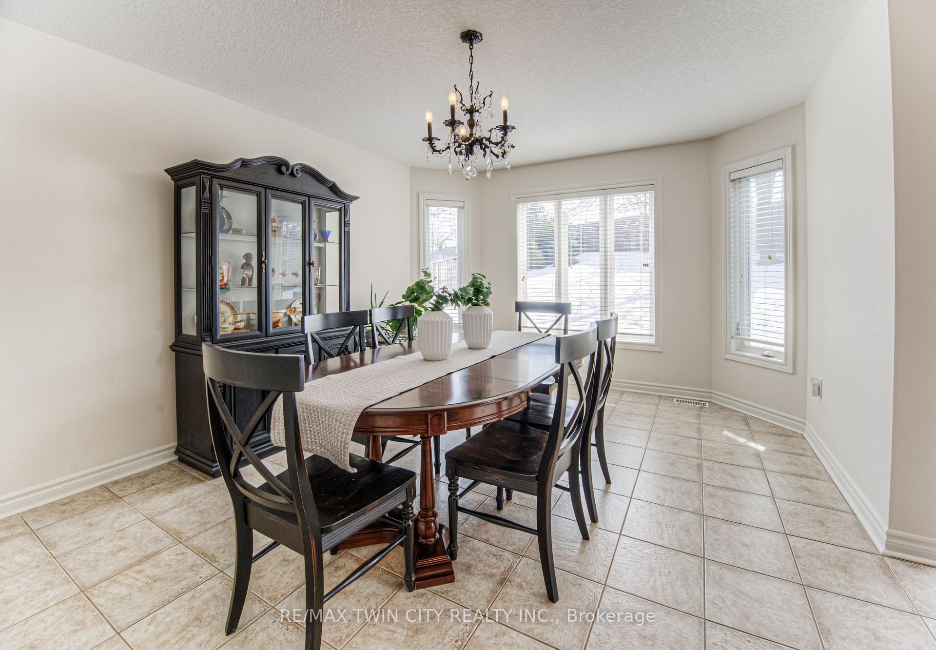 Photo 19 of 159 Riehm Street, Kitchener — HOMEH