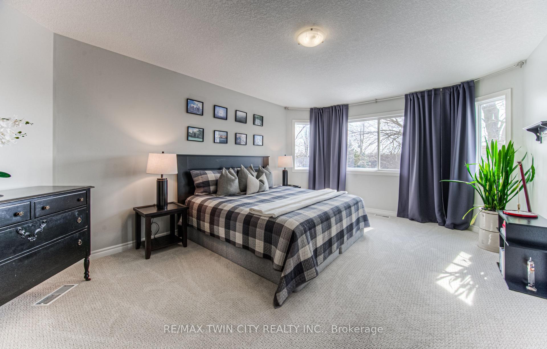 Photo 24 of 159 Riehm Street, Kitchener — HOMEH