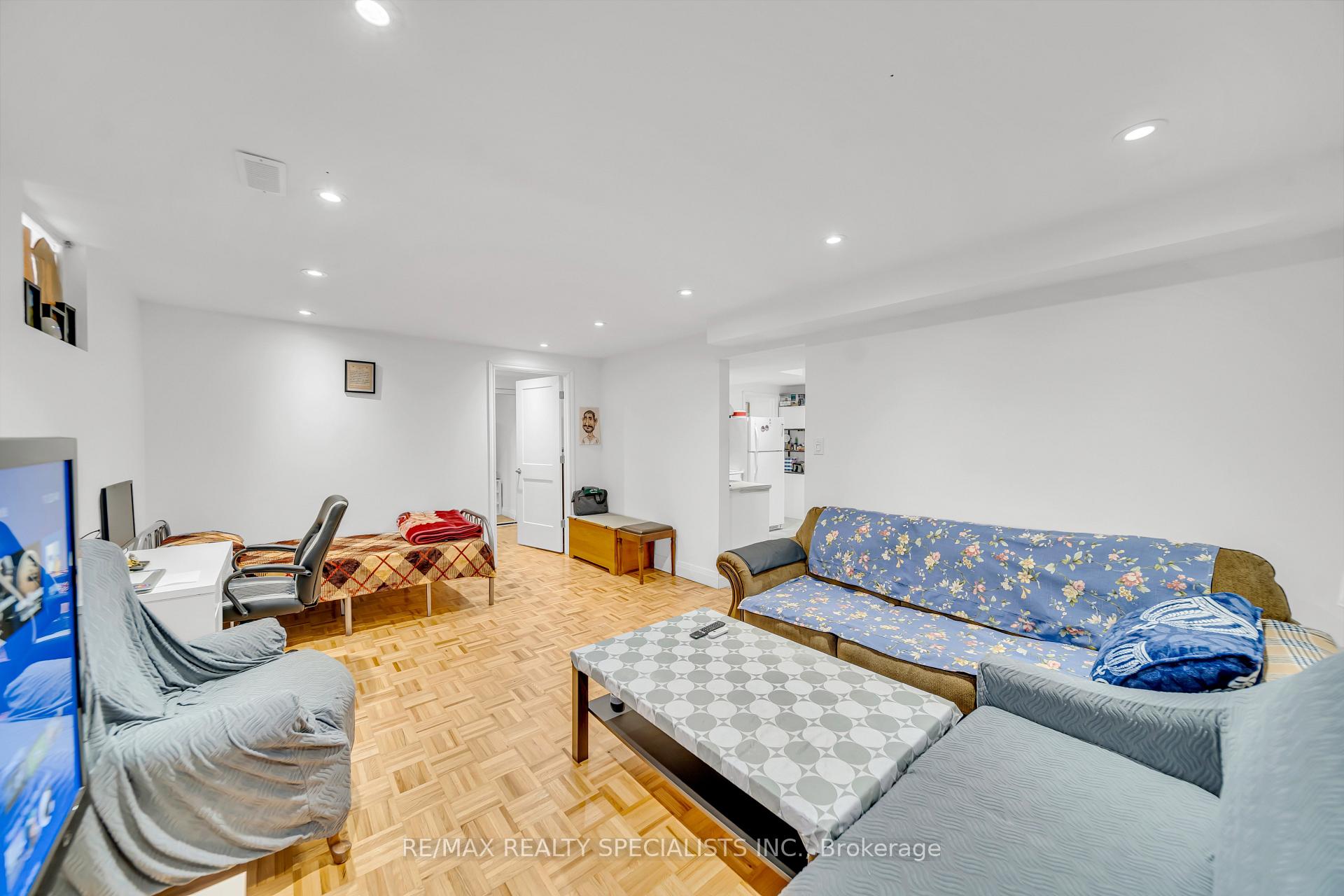 Photo 32 of 98 Ruskview Road, Kitchener — HOMEH