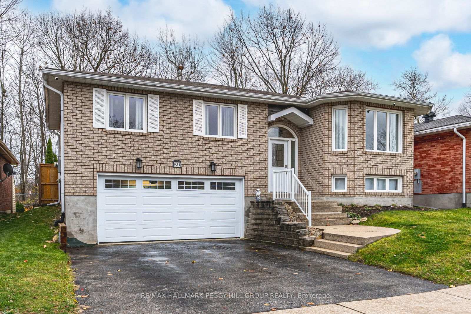 Front of 931 Ottawa Street