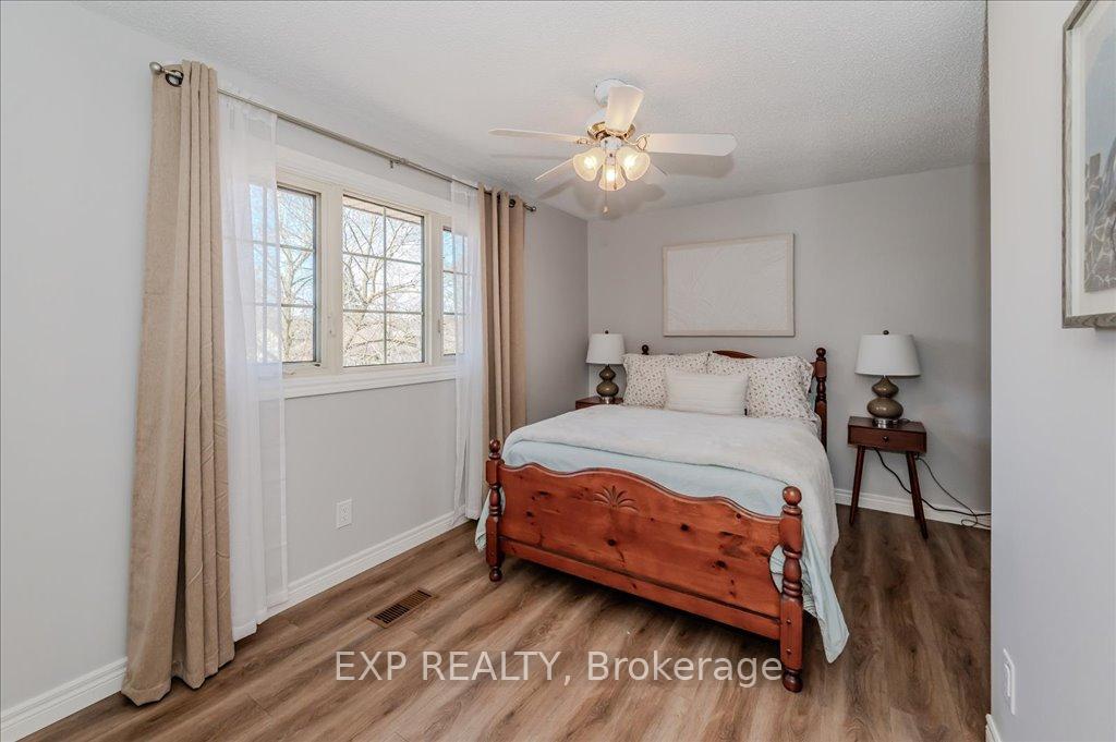 Photo 18 of 23 Countryside Crescent, Kitchener — HOMEH
