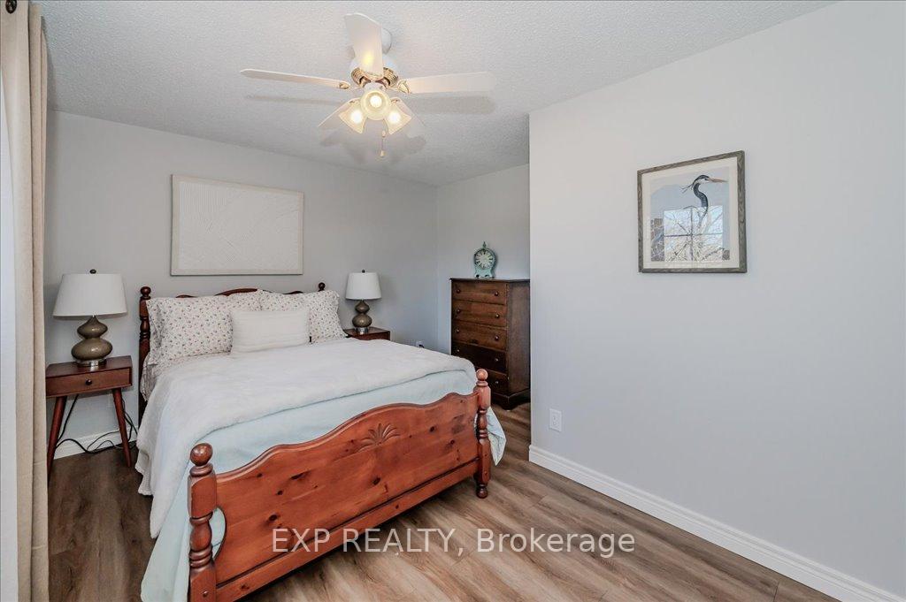 Photo 19 of 23 Countryside Crescent, Kitchener — HOMEH