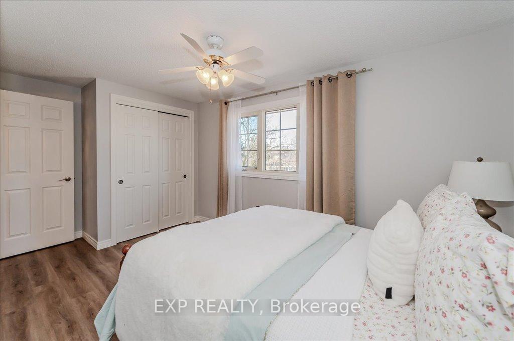 Photo 20 of 23 Countryside Crescent, Kitchener — HOMEH