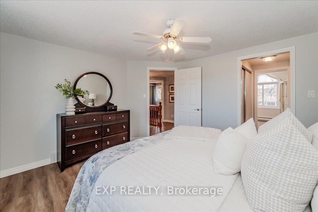 Photo 25 of 23 Countryside Crescent, Kitchener — HOMEH