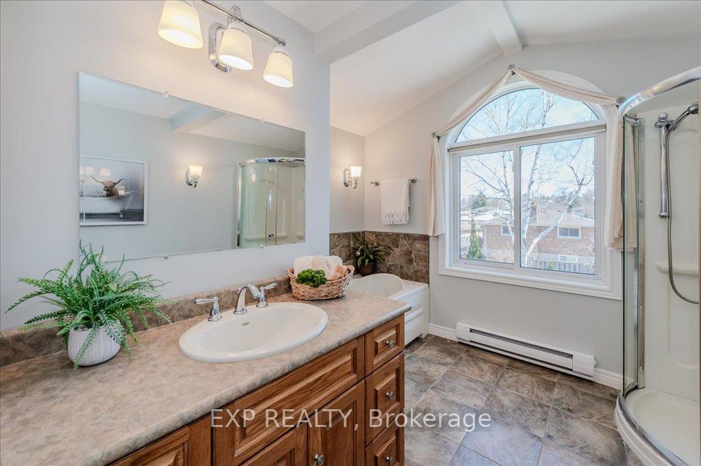 Photo 26 of 23 Countryside Crescent, Kitchener — HOMEH
