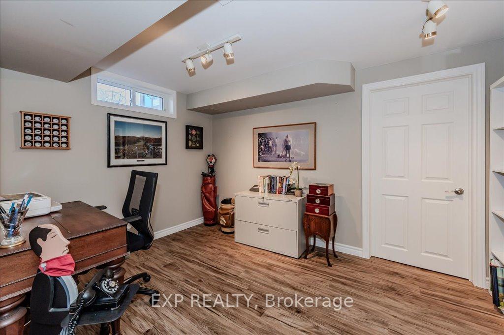 Photo 32 of 23 Countryside Crescent, Kitchener — HOMEH