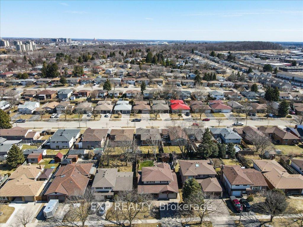Photo 37 of 23 Countryside Crescent, Kitchener — HOMEH