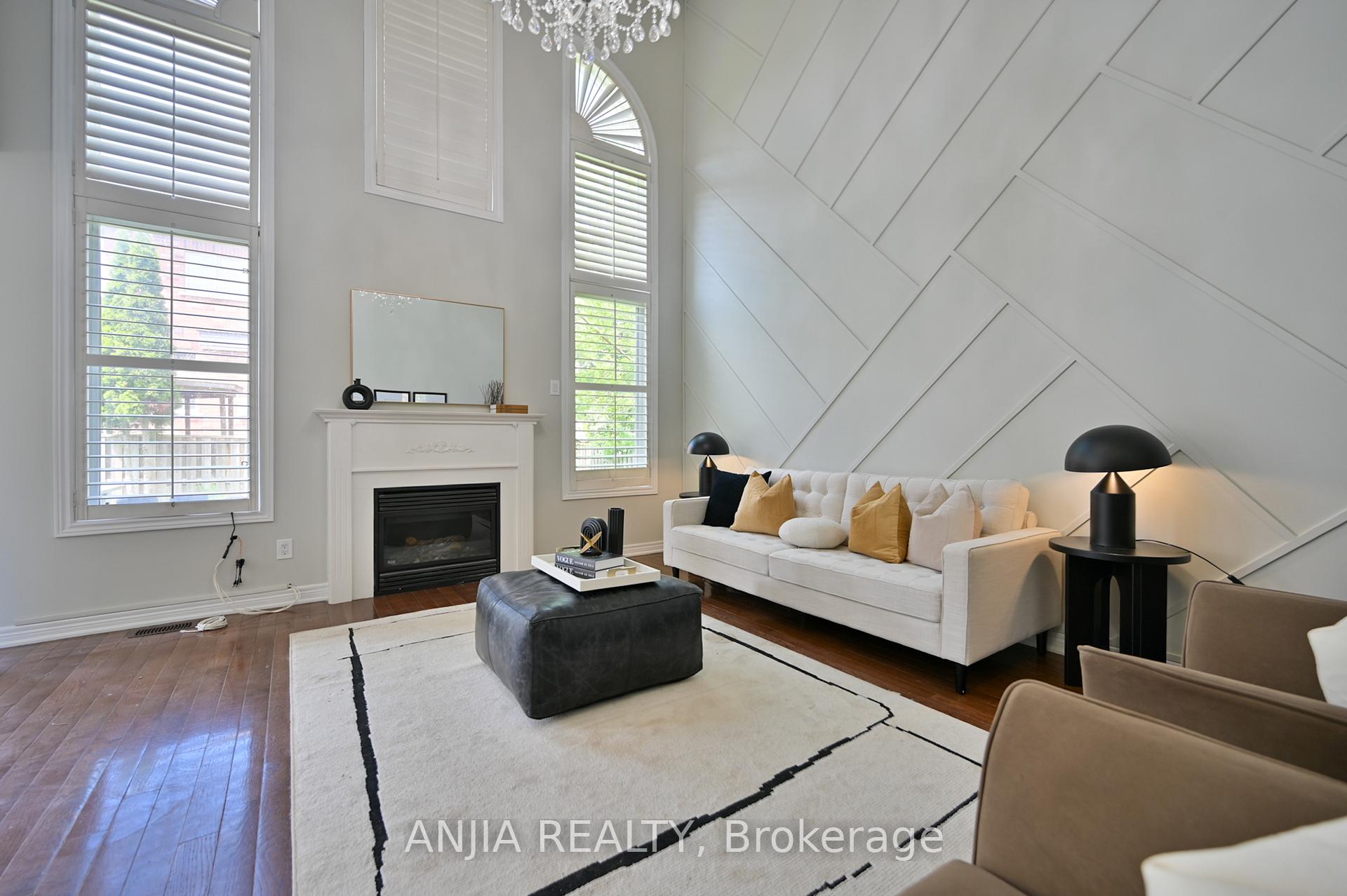 Photo 13 of 24 Solace Road, Markham, Greensborough — HOMEH