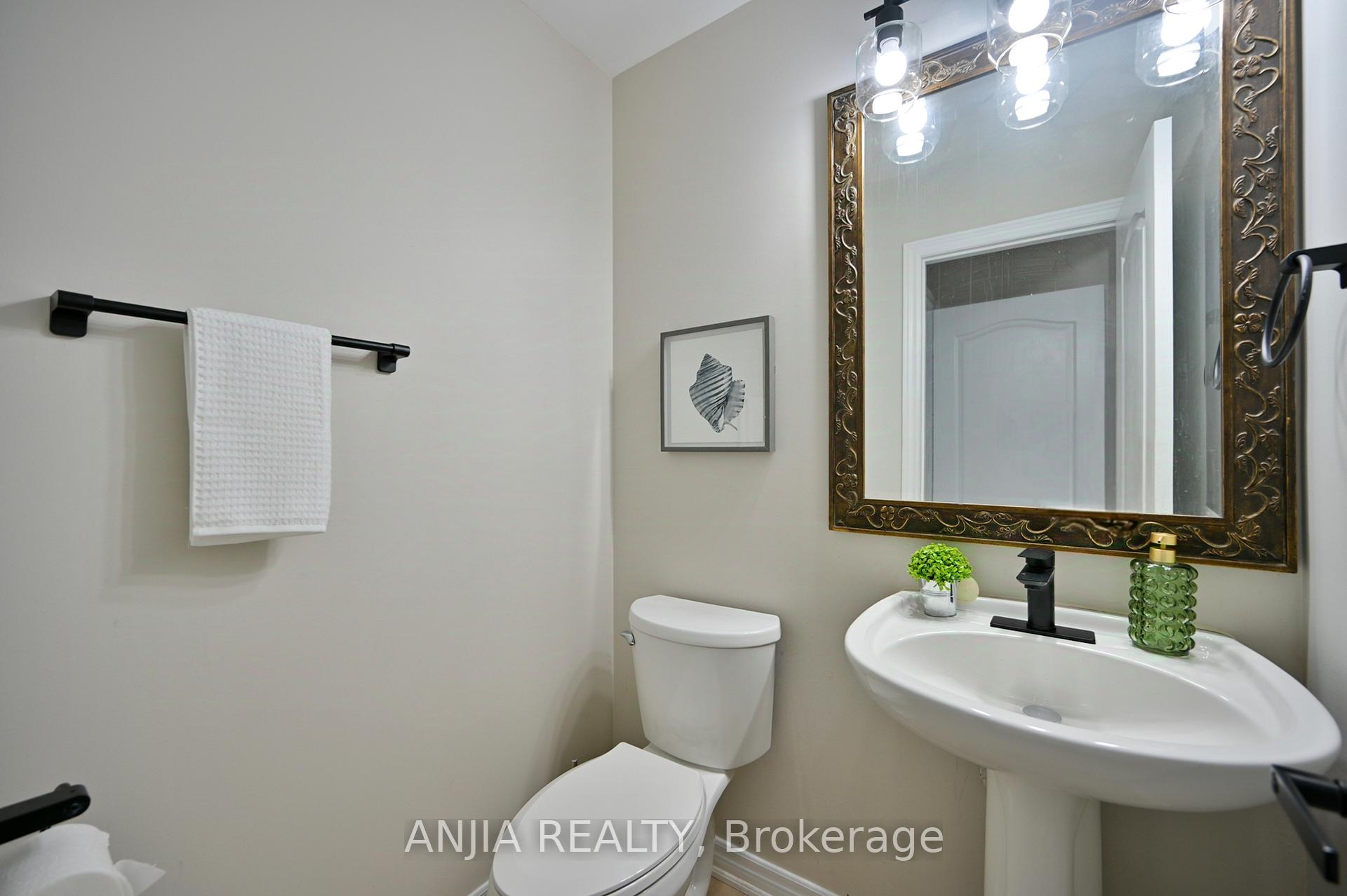 Photo 23 of 24 Solace Road, Markham, Greensborough — HOMEH