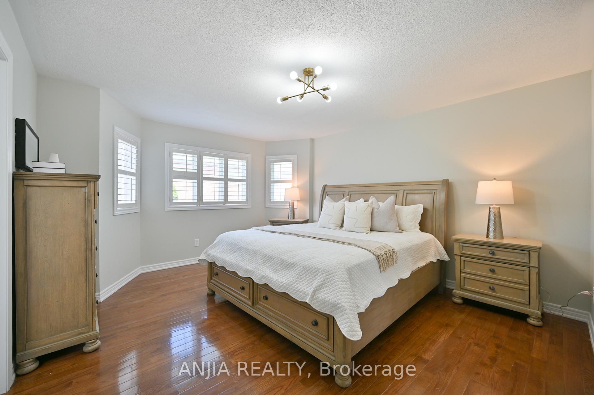 Photo 27 of 24 Solace Road, Markham, Greensborough — HOMEH