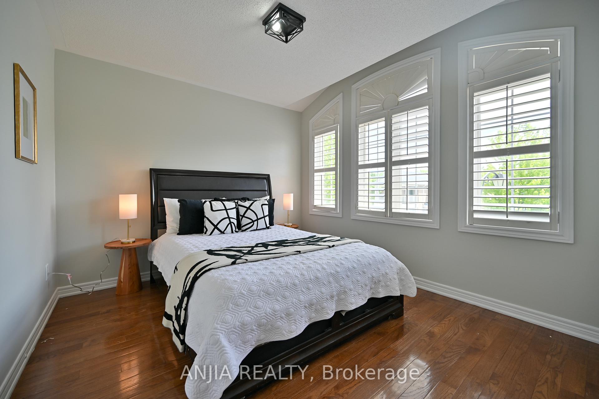 Photo 33 of 24 Solace Road, Markham, Greensborough — HOMEH