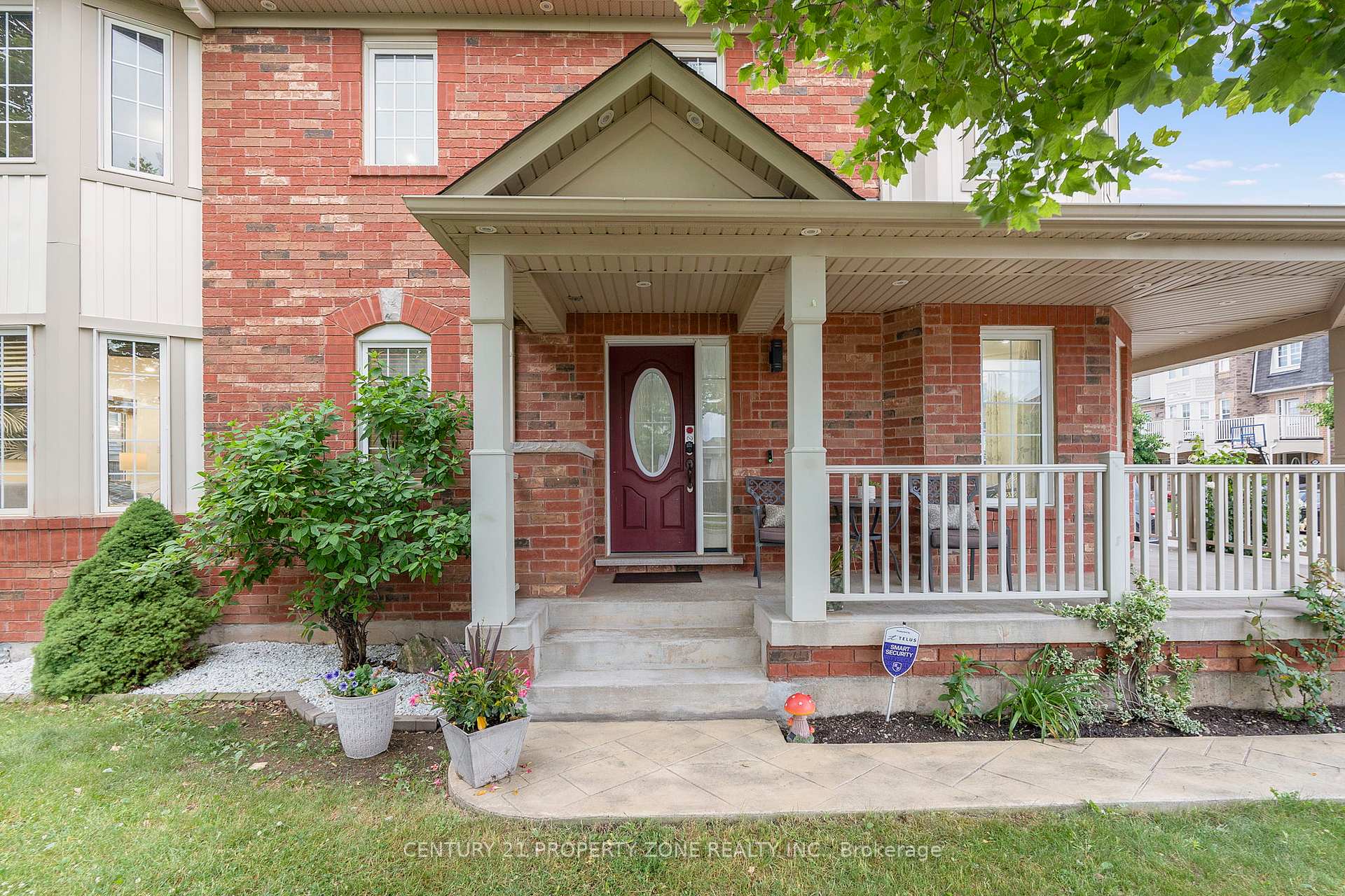 Photo 4 of 290 Woodley Crescent, Milton, Willmott — HOMEH
