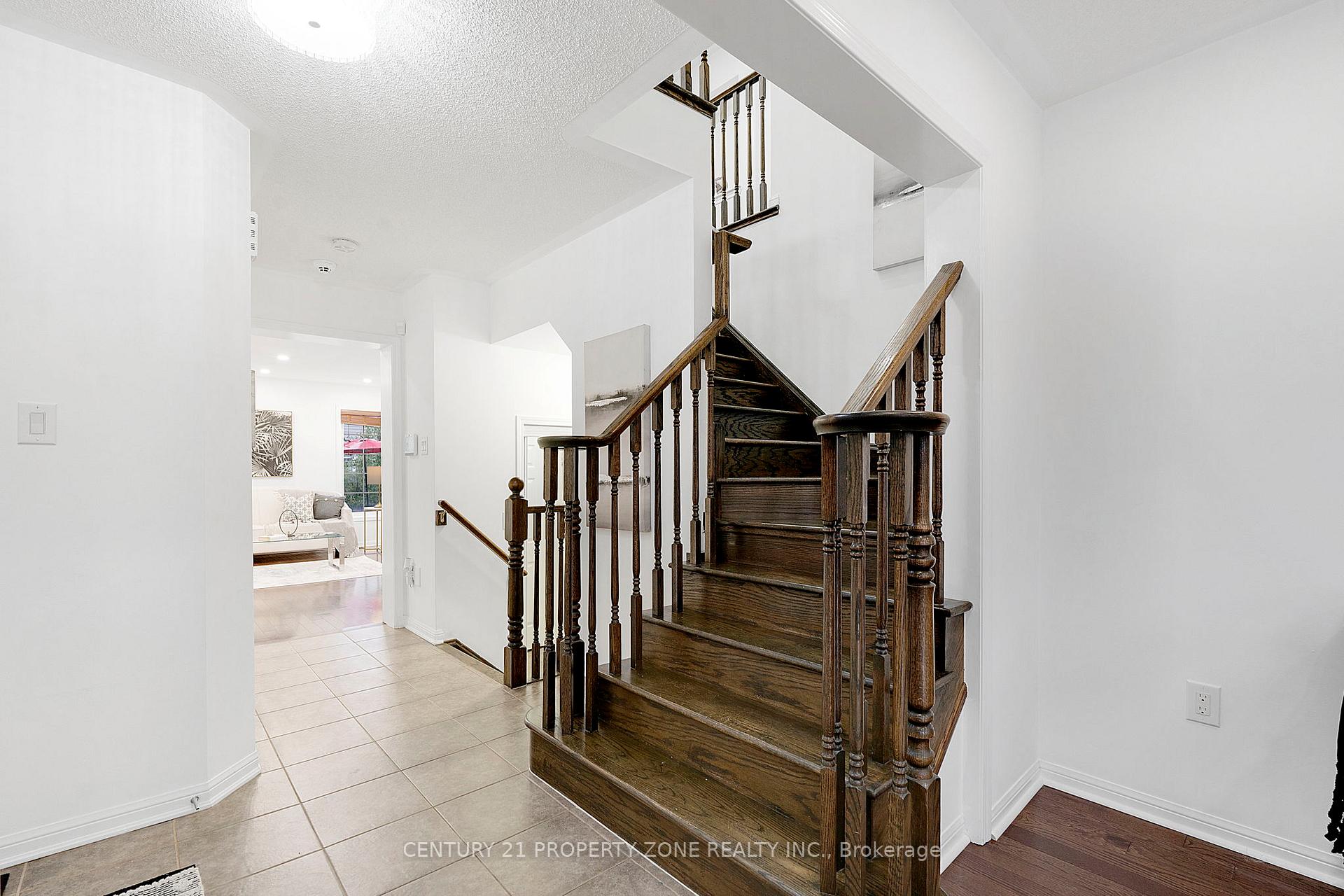 Photo 15 of 290 Woodley Crescent, Milton, Willmott — HOMEH