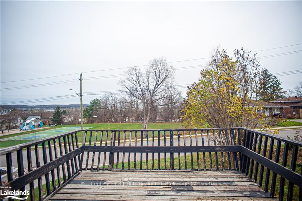 Photo 7 of 96 Sixth Street, Midland — HOMEH