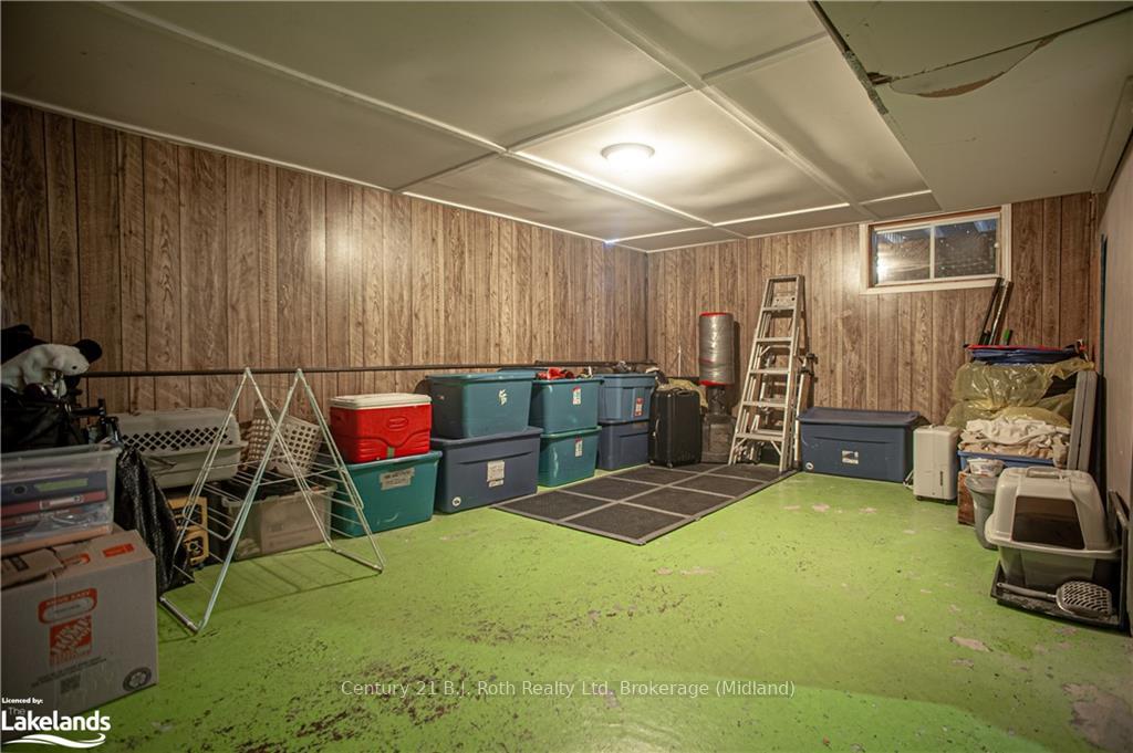 Photo 16 of 96 Sixth Street, Midland — HOMEH