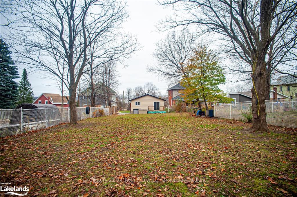 Photo 23 of 96 Sixth Street, Midland — HOMEH