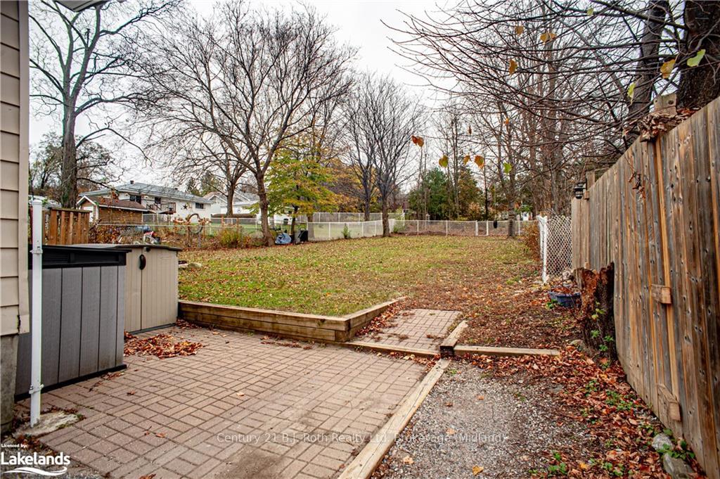 Photo 25 of 96 Sixth Street, Midland — HOMEH