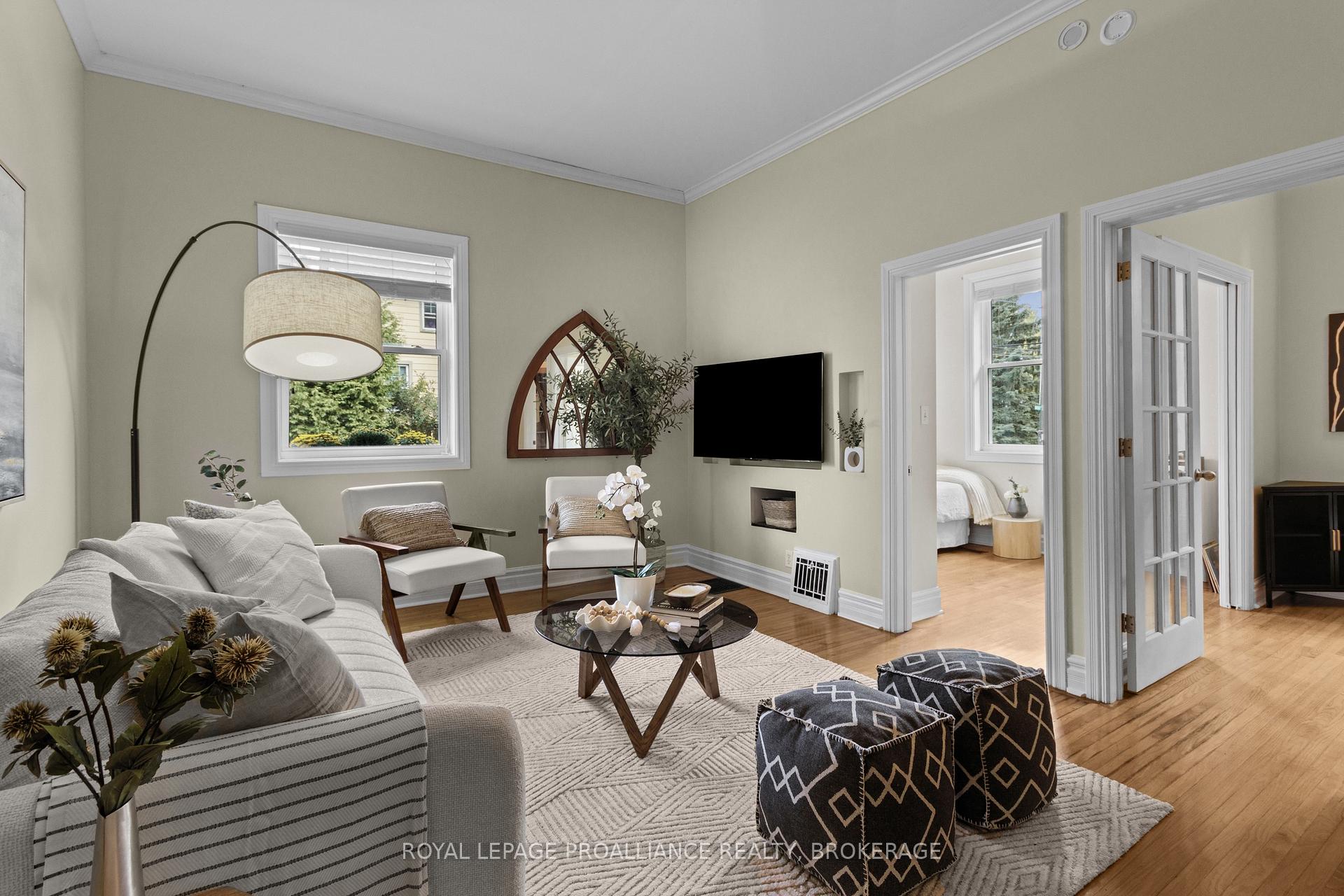 Photo 6 of 42 Quebec Street, Kingston, East of Sir John A. Blvd — HOMEH